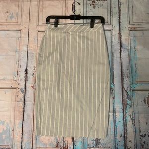 Banana republic pinstripe skirt, size 0